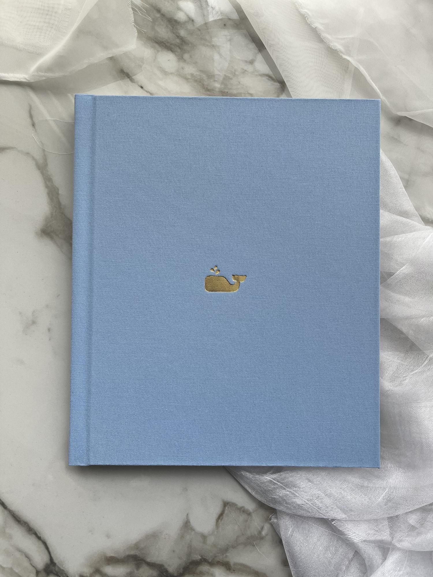 ФОТОКНИГА В ОБЛОЖКЕ ИЗ ТЕКСТИЛЯ НЕБЕСНОГО ОТТЕНКА 21х25 СМ