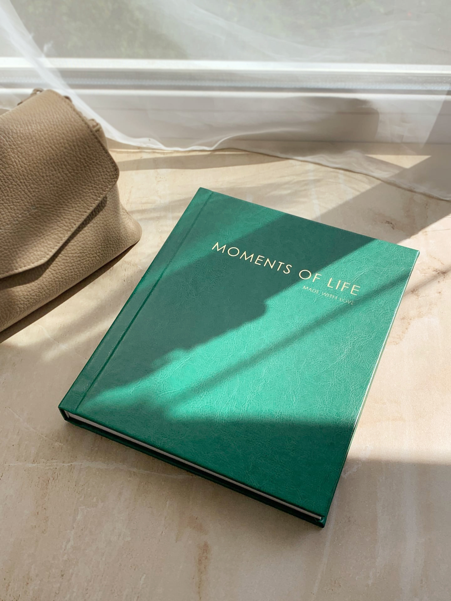 ФОТОКНИГА В ЭКО КОЖЕ ЗЕЛЕНОГО ОТТЕНКА, 21Х25СМ