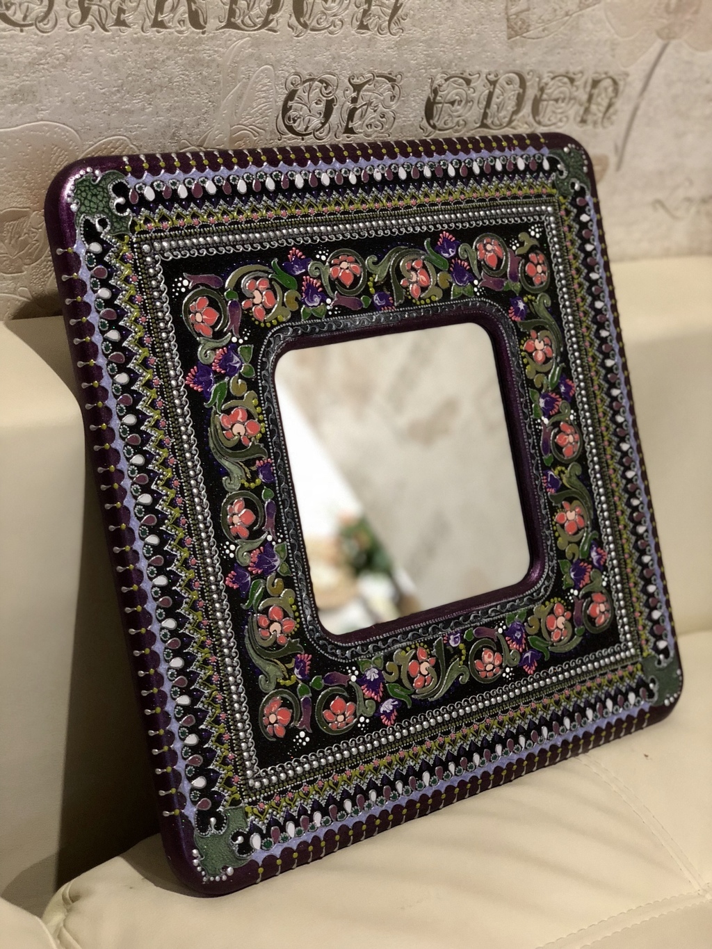 Зеркало интерьерное Purple fragrance