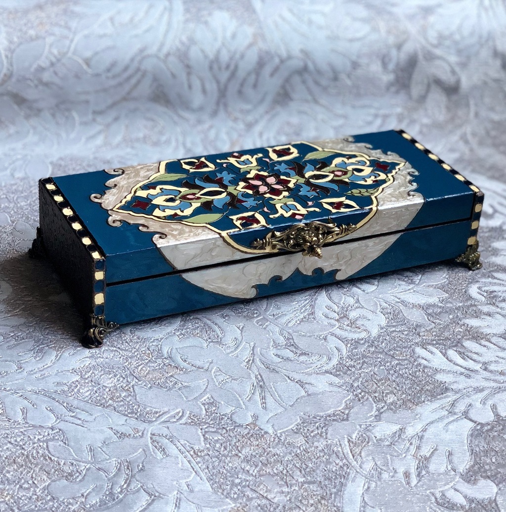 Шкатулка декоративная