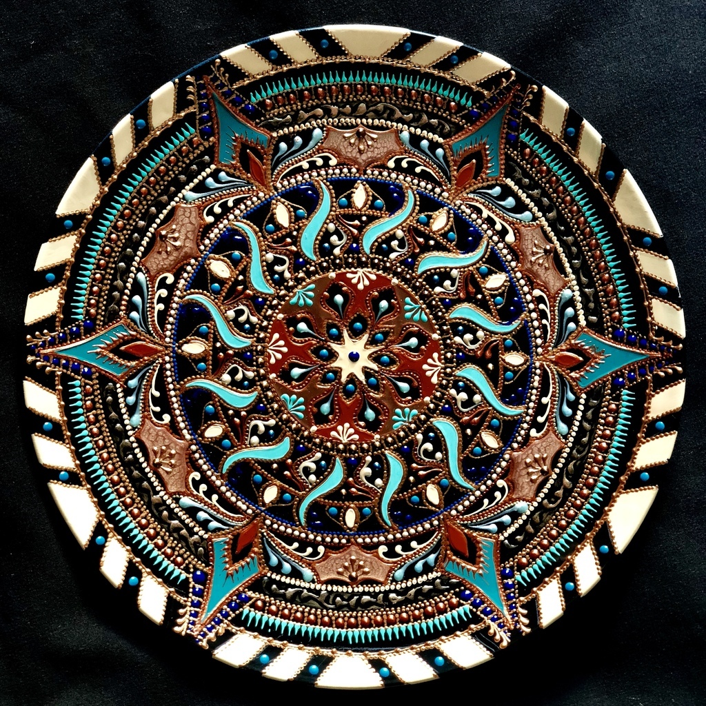 Тарелка декоративная Mona