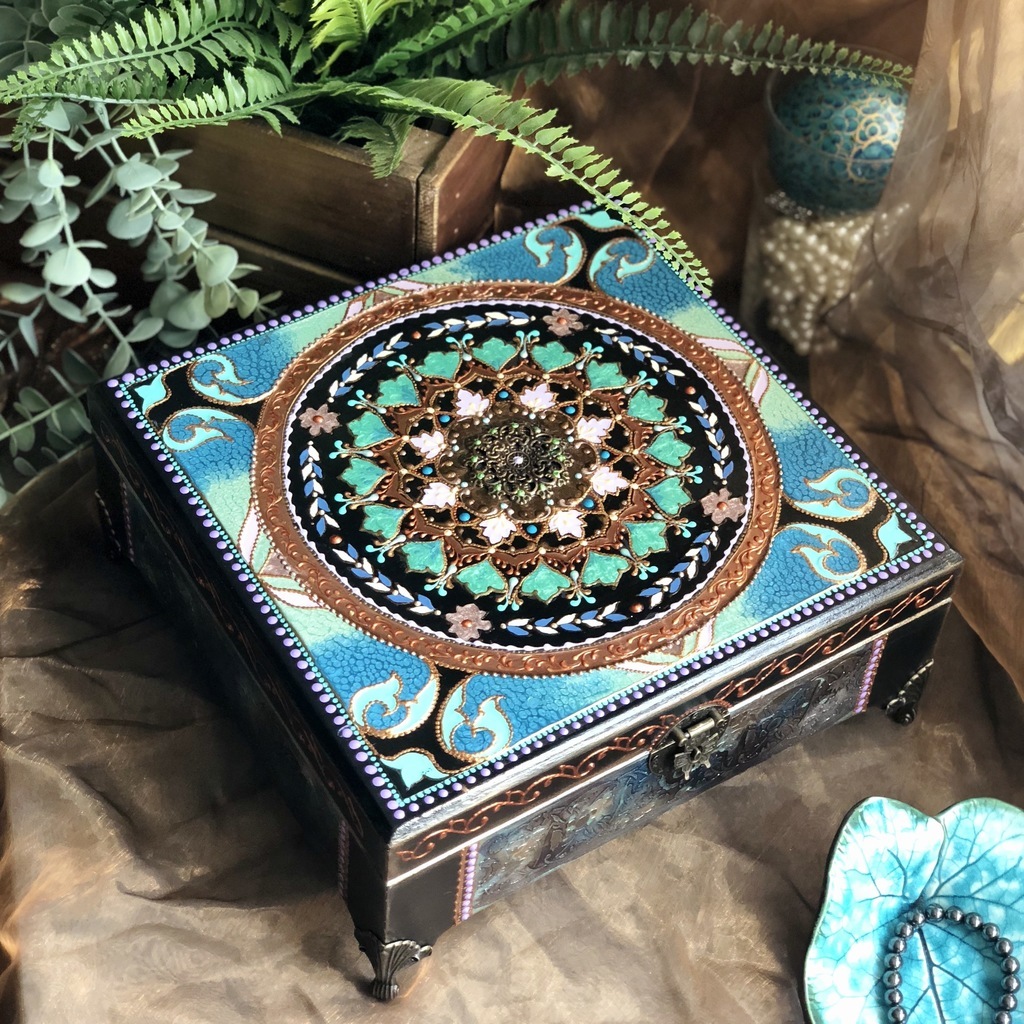 Шкатулка декоративная Emerald blast