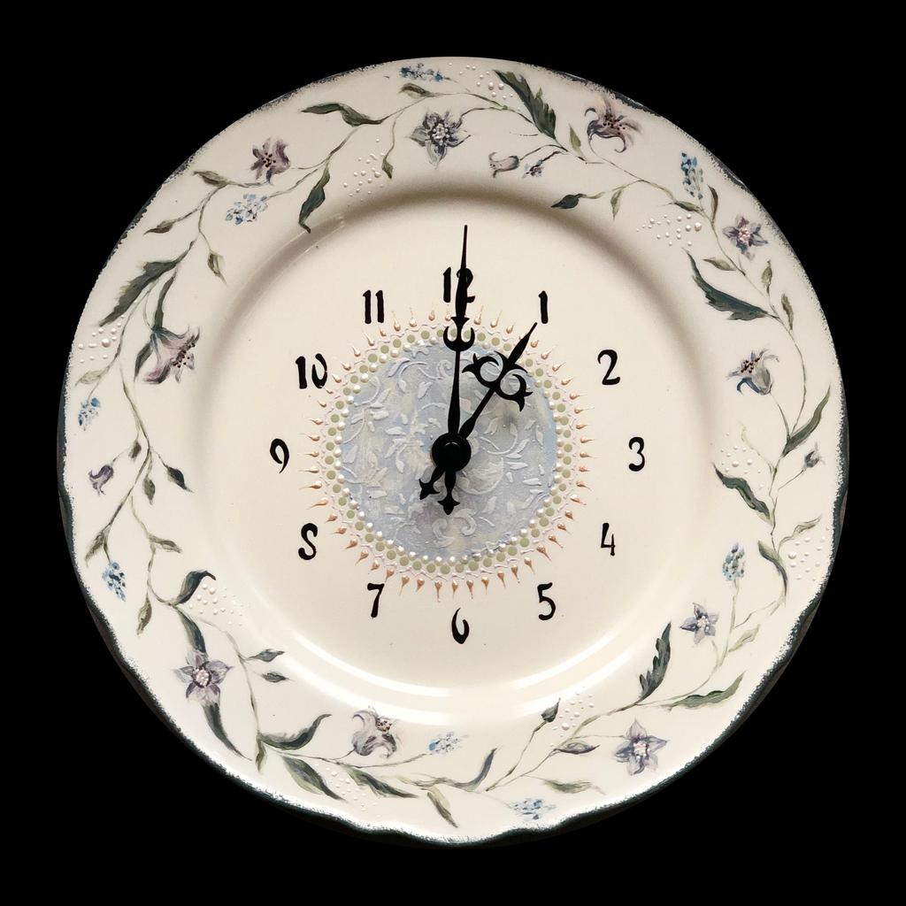 Часы настенные Еlegy of love