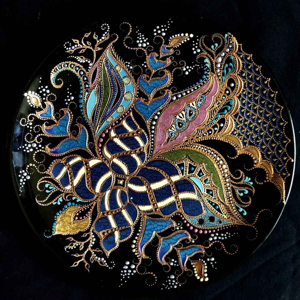 Тарелка декоративная Odyssey