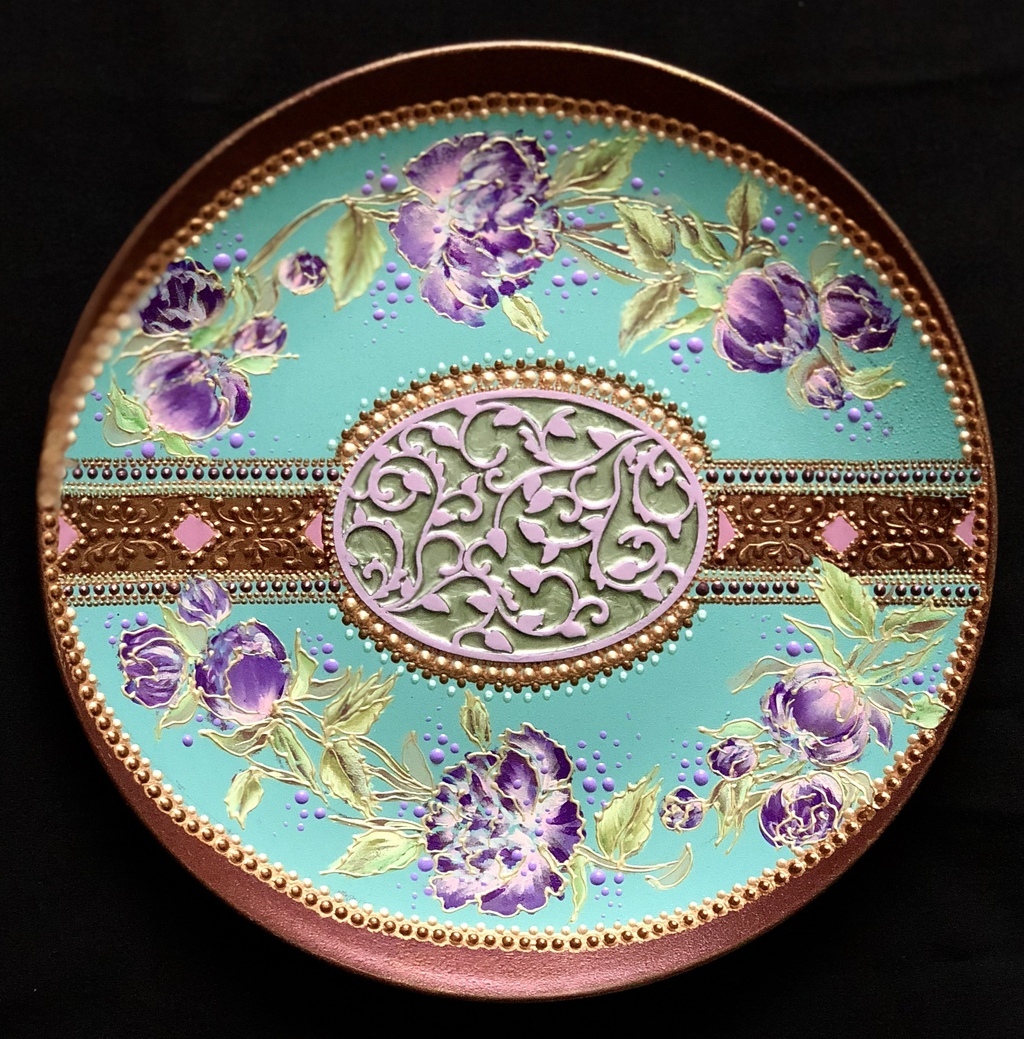 Тарелка декоративная Lilac waltz