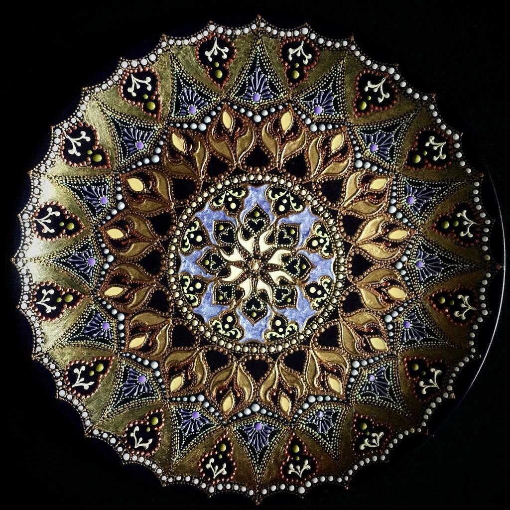 Тарелка из серии Magic calls