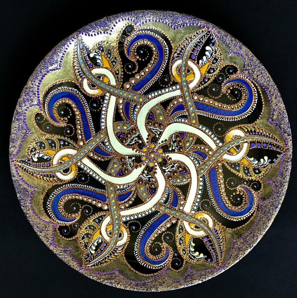 Тарелка декоративная Plexus