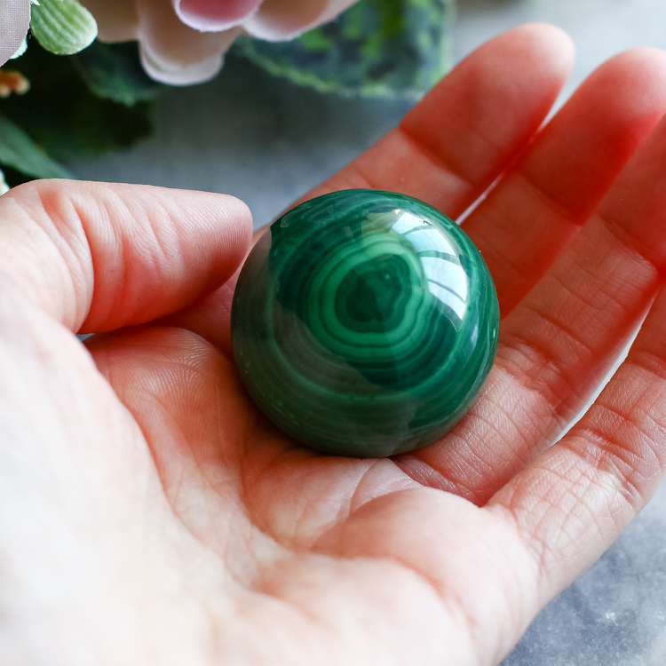 Шар из малахита