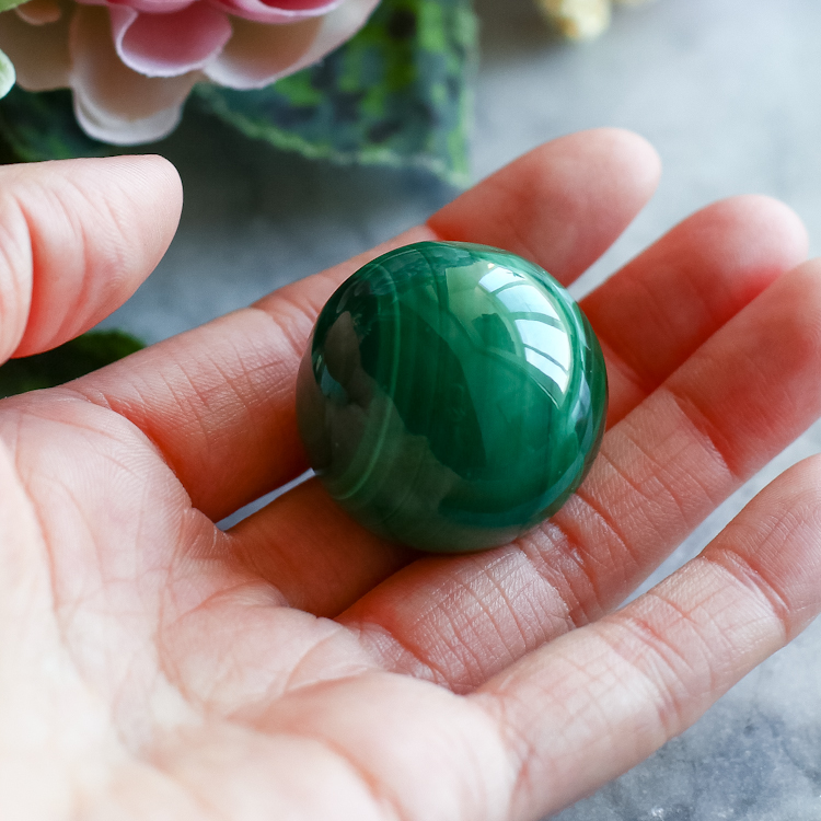 Шар из малахита