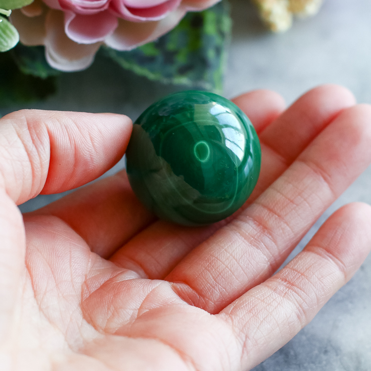 Шар из малахита