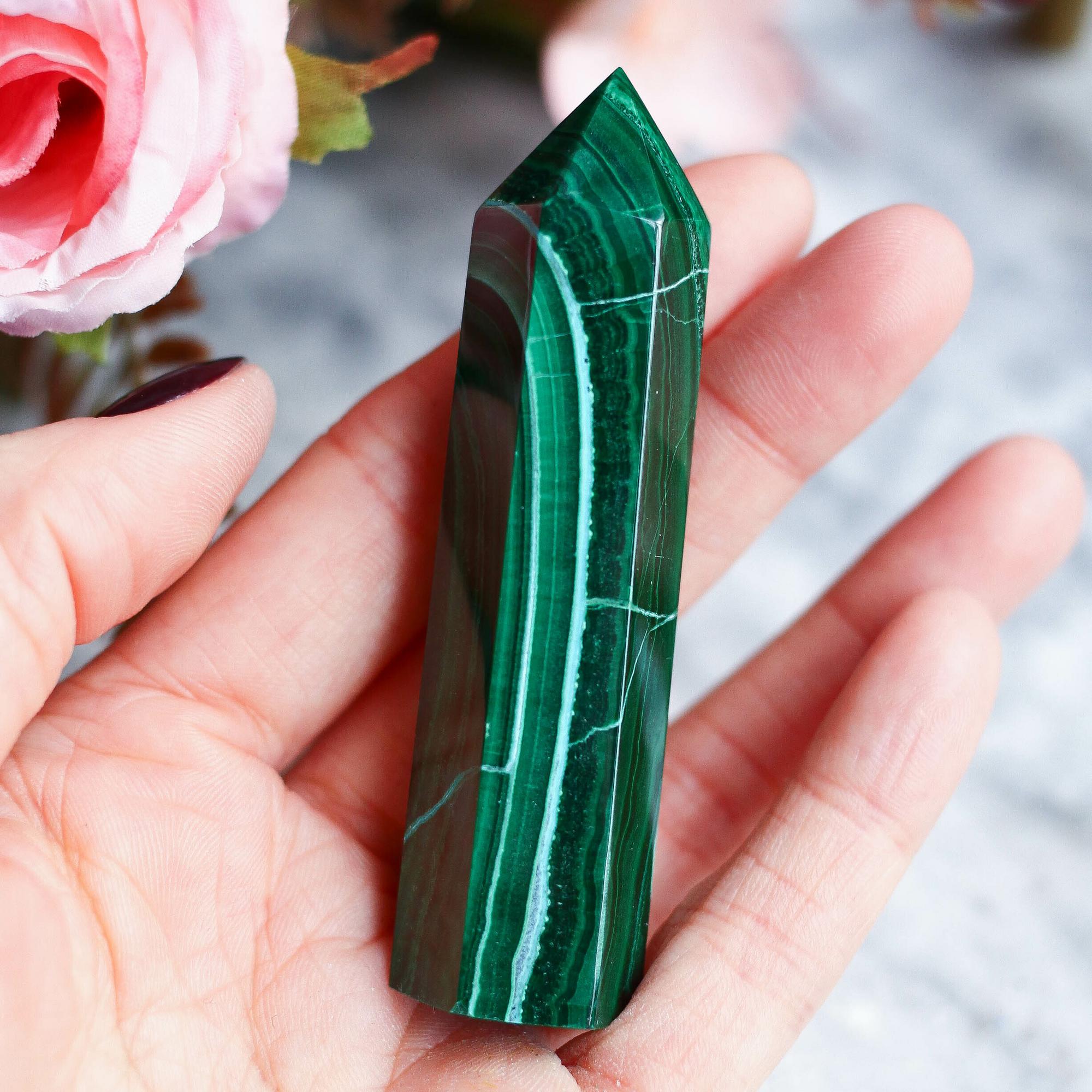 Малахит с хризоколлой в форме кристалла-генератора