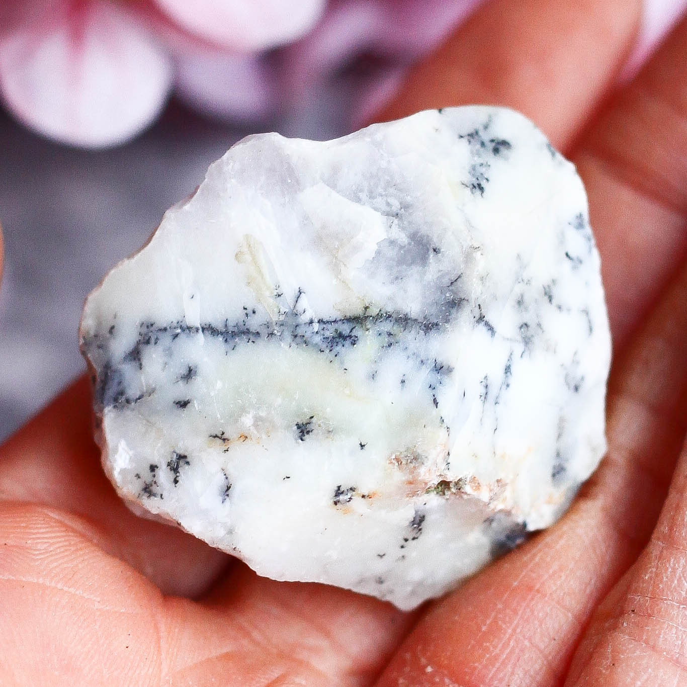 Дендроопал (дендритовый опал) необработанный