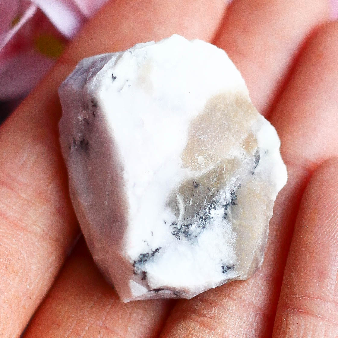 Дендроопал (дендритовый опал) необработанный