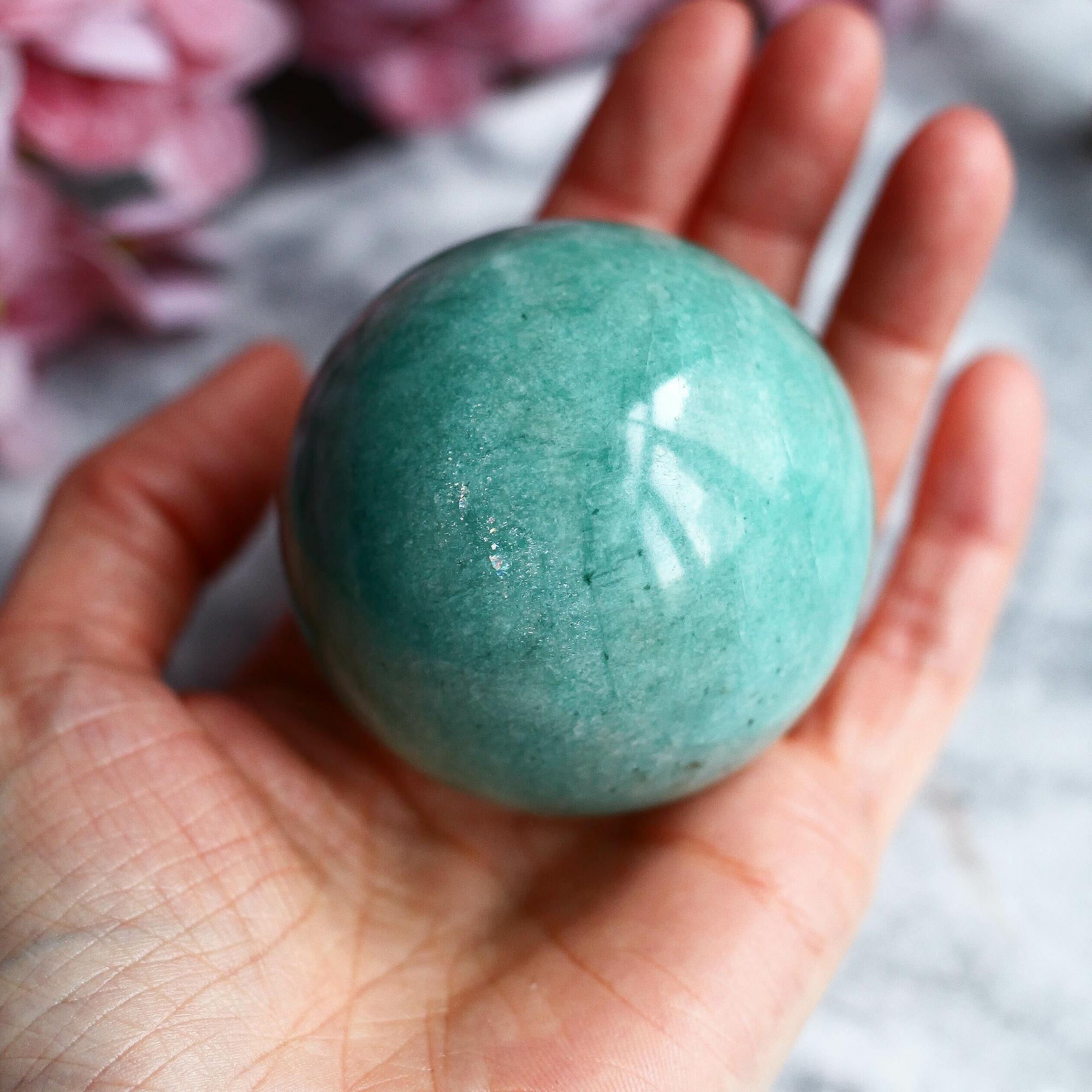 Амазонит в форме шара