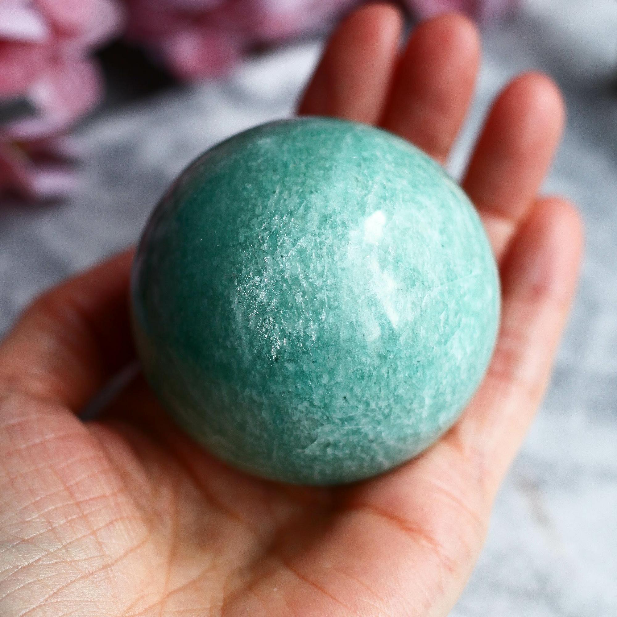 Амазонит в форме шара