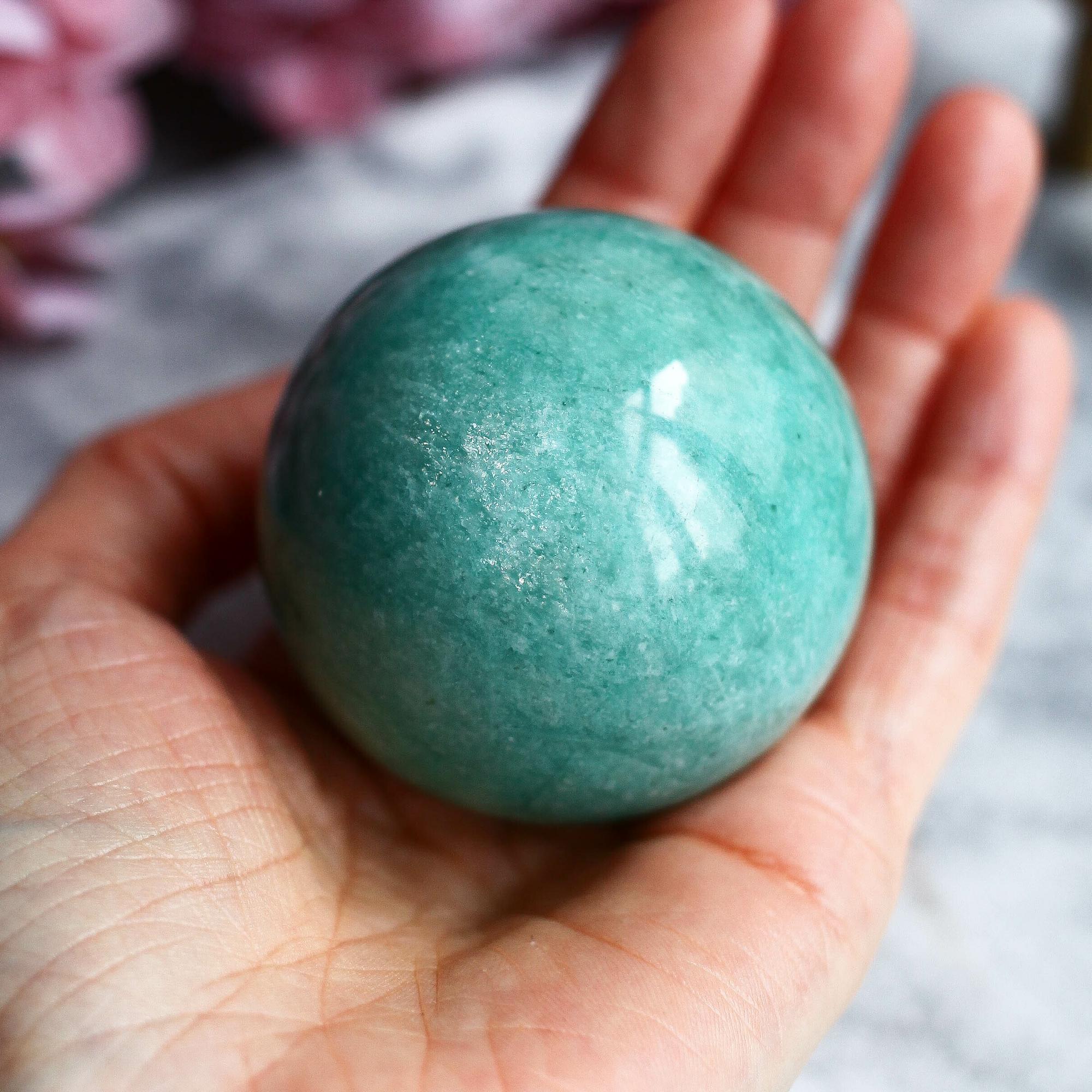 Амазонит в форме шара