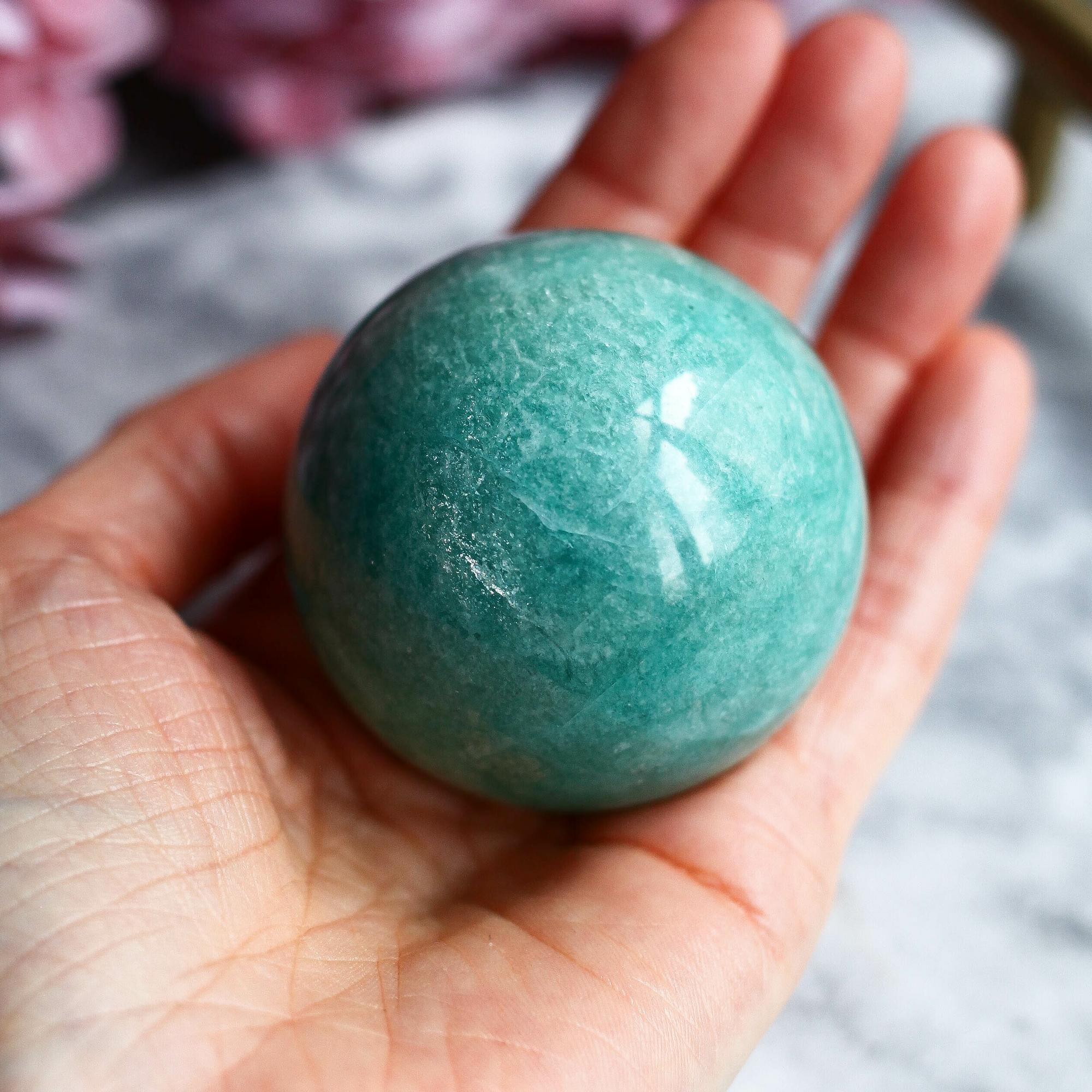 Амазонит в форме шара
