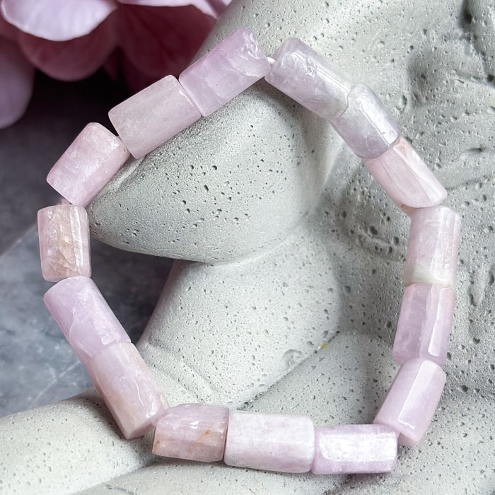 Браслет Кунцит (Сподумен)