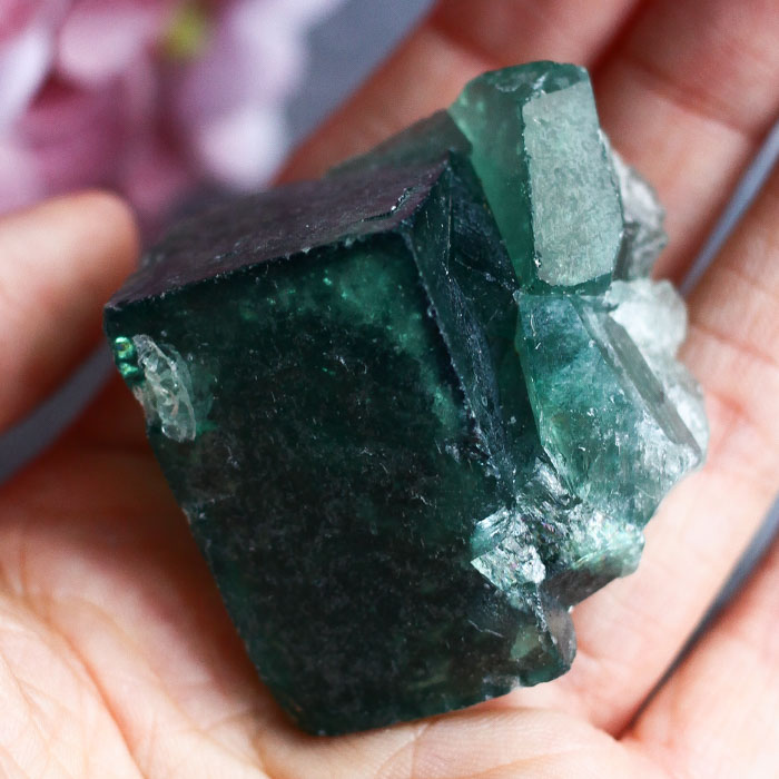 Флюорит кристаллический (сросток кристаллов)