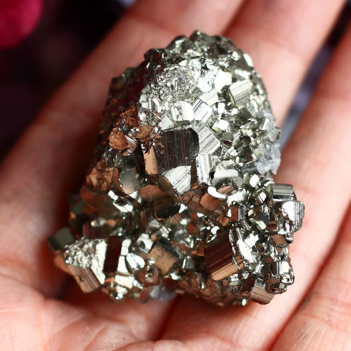 Пирит (сросток кристаллов)