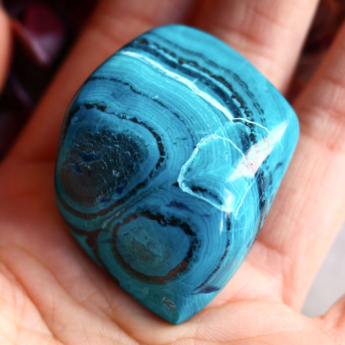 Хризоколла с малахитом в форме гальки