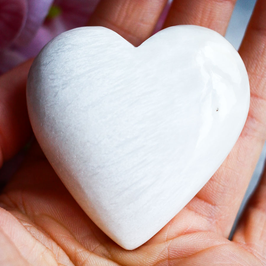 Сколецит в форме сердца