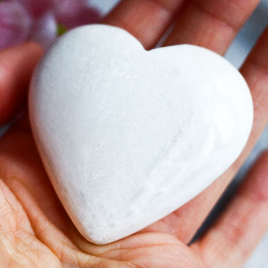 Сколецит в форме сердца