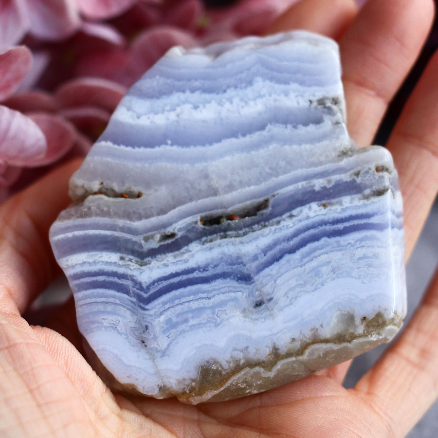 Срез голубого кружевного агата