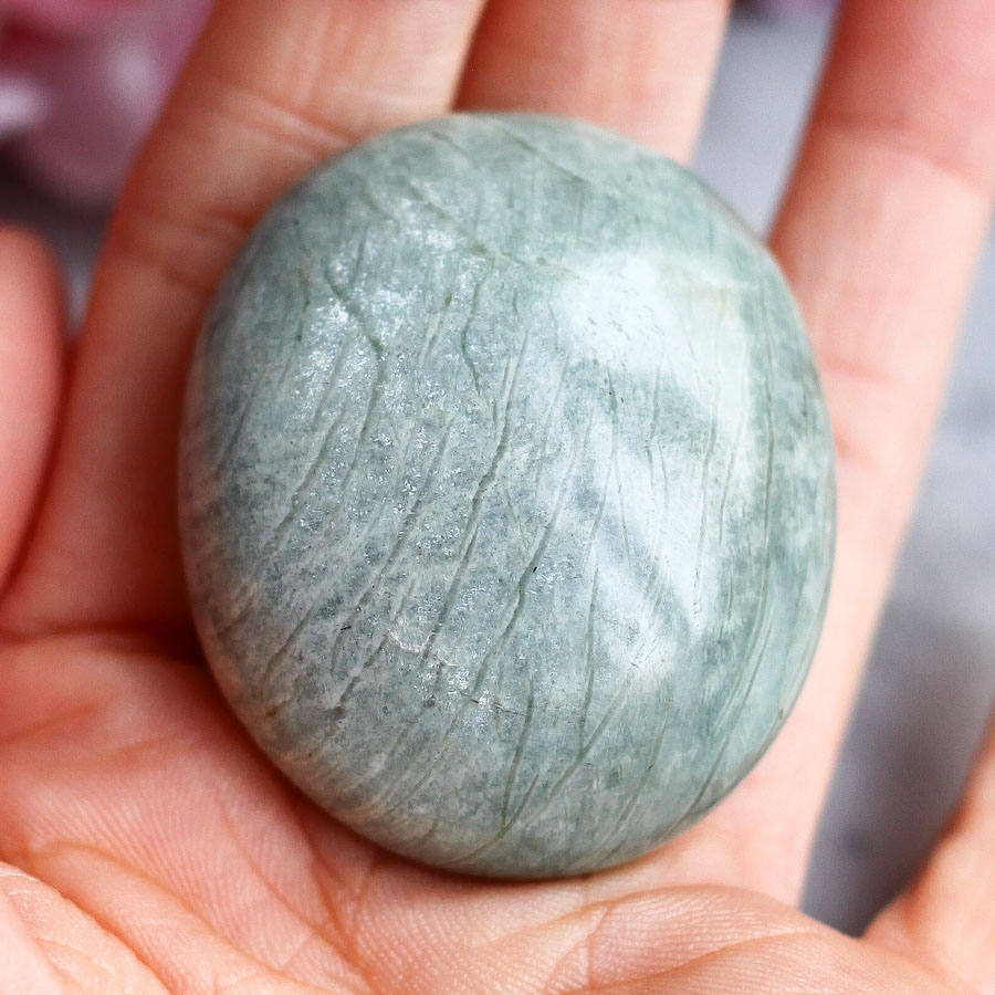 Амазонит в форме гальки