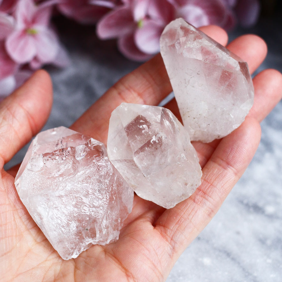 Набор из трех кристаллов горного хрусталя