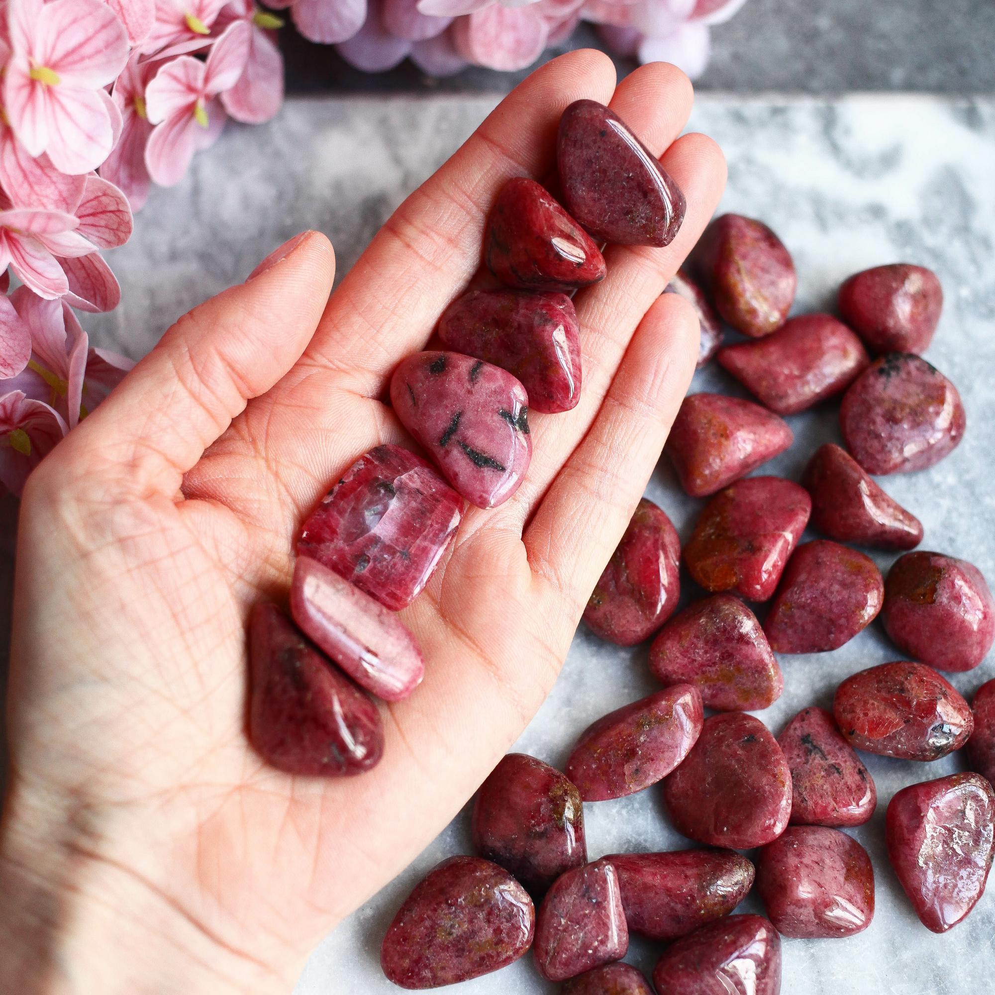 Галтовка родонита (высокий сорт)