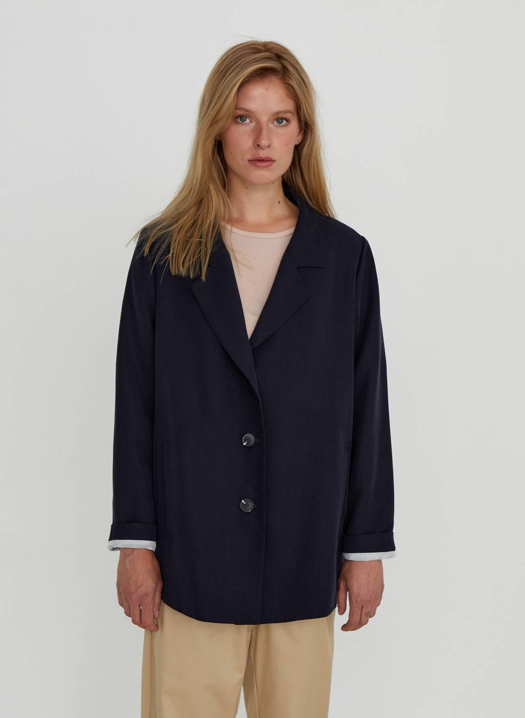 Жакет из темно-синего тенсела
