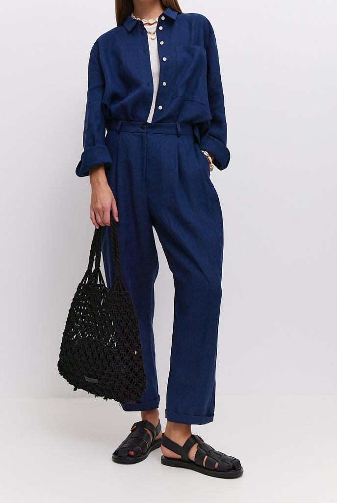 Брюки с двумя защипами из черничного льна