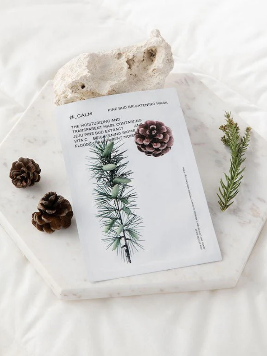 Осветляющая тканевая маска HUE_CALM Pine Bud Brightening Mask 1шт