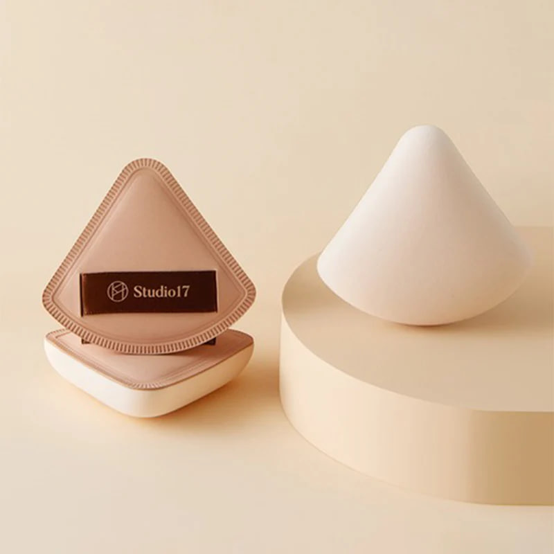 Латексный спонж для макияжа STUDIO 17 Pang Pang Triangle Puff