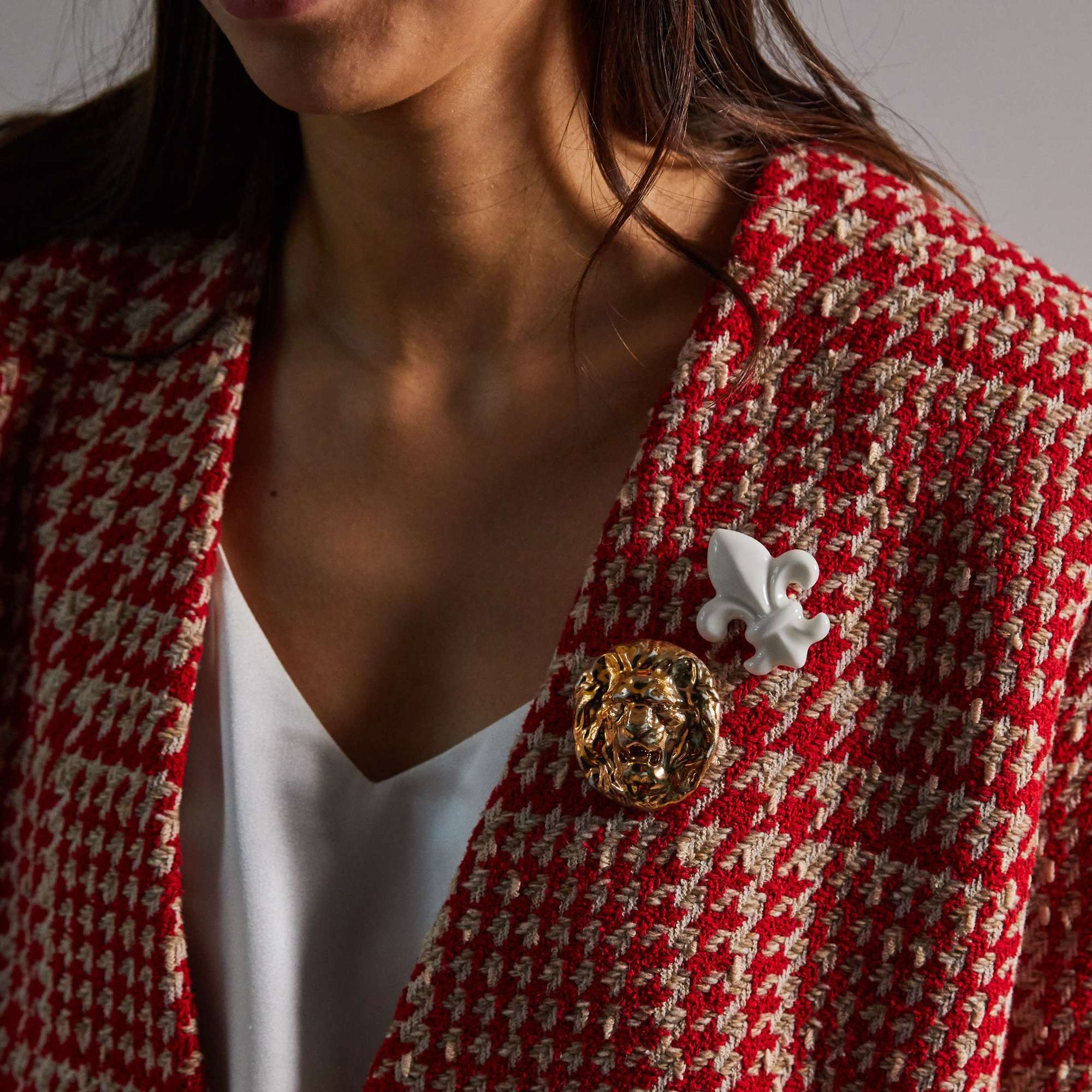 Брошь Королевская Лилия белая