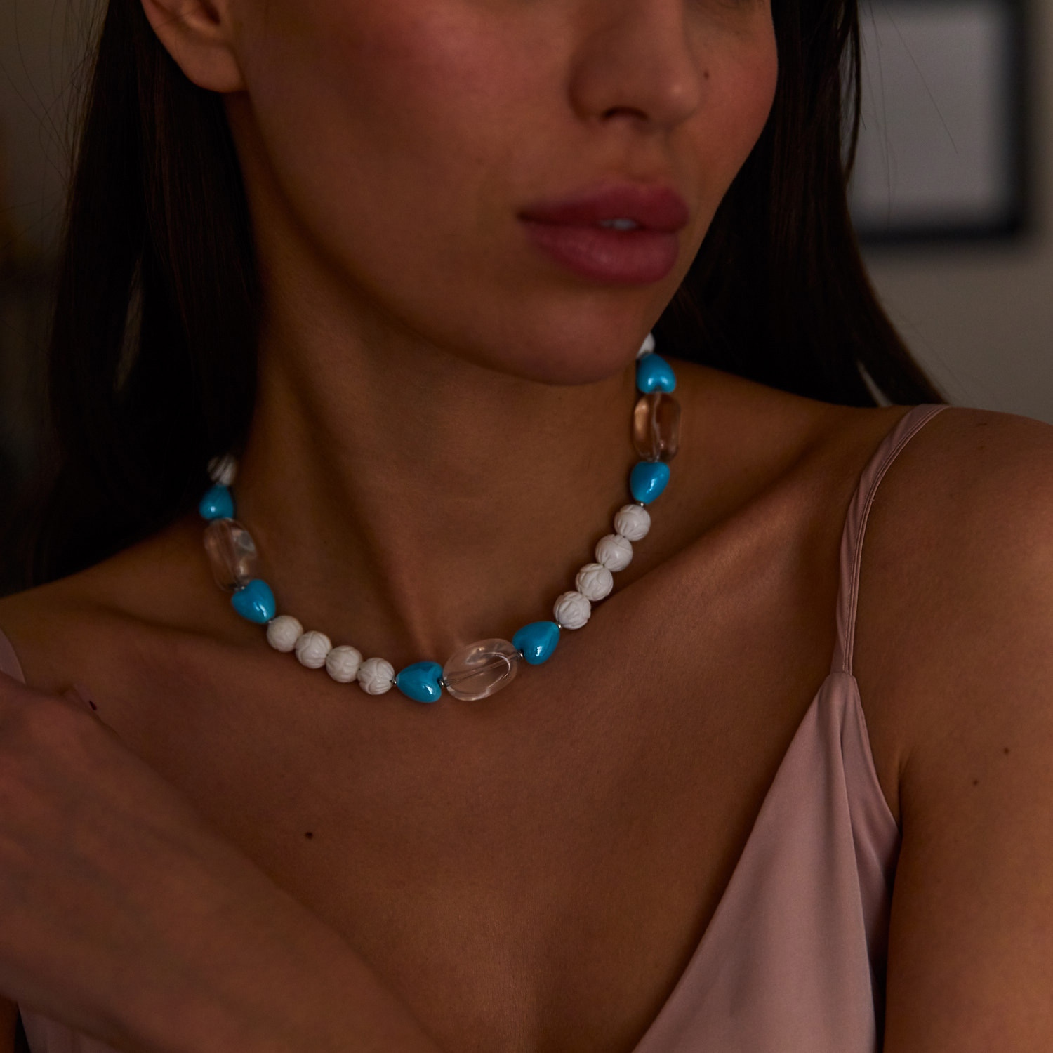 Колье с голубыми сердцами, Горным Хрусталем и Кораллом