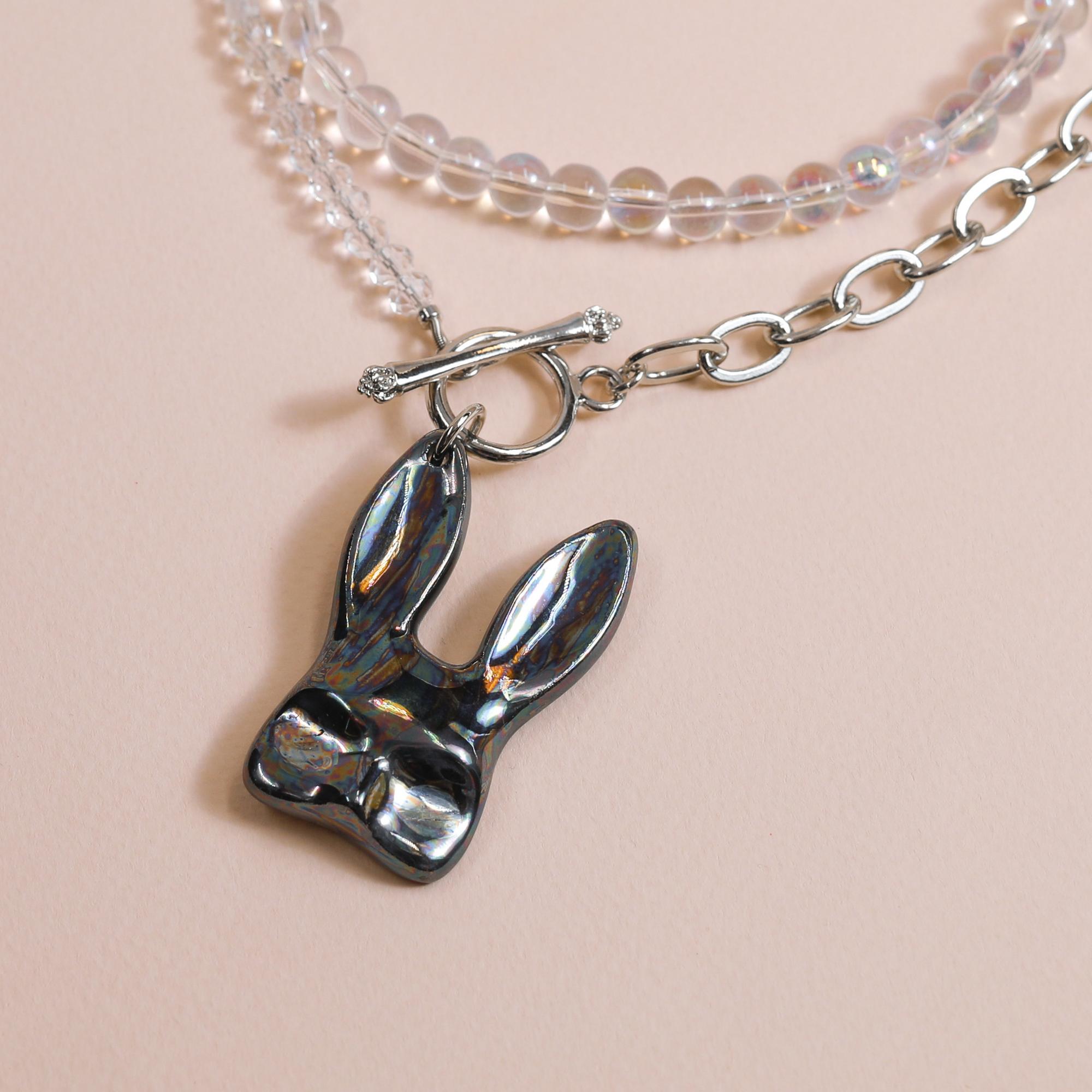 Колье Многослойное Маска Кролика черная с перламутром, горным хрусталем и бусами из винтажного стекла