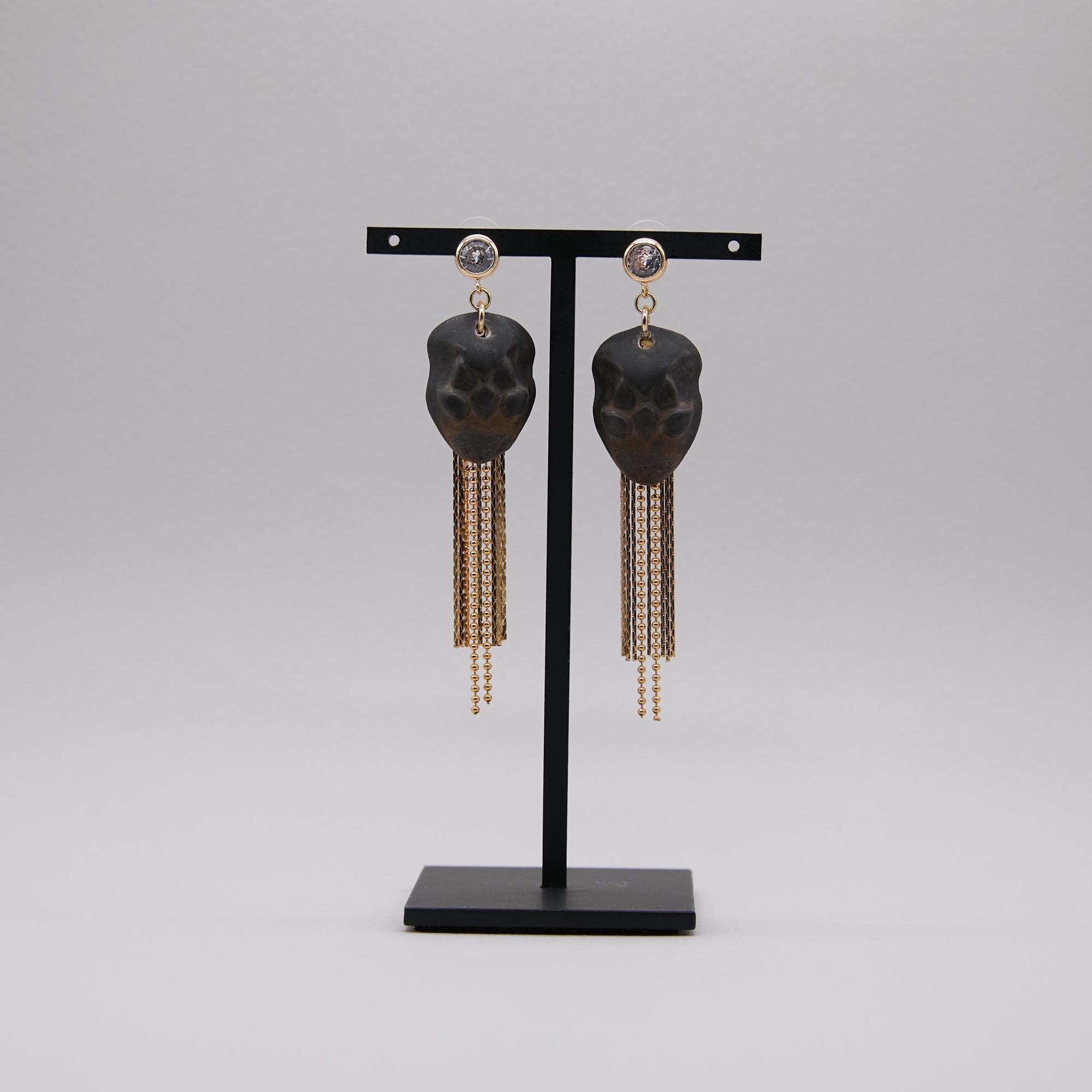 Серьги змеи каменные с кистями в золоте