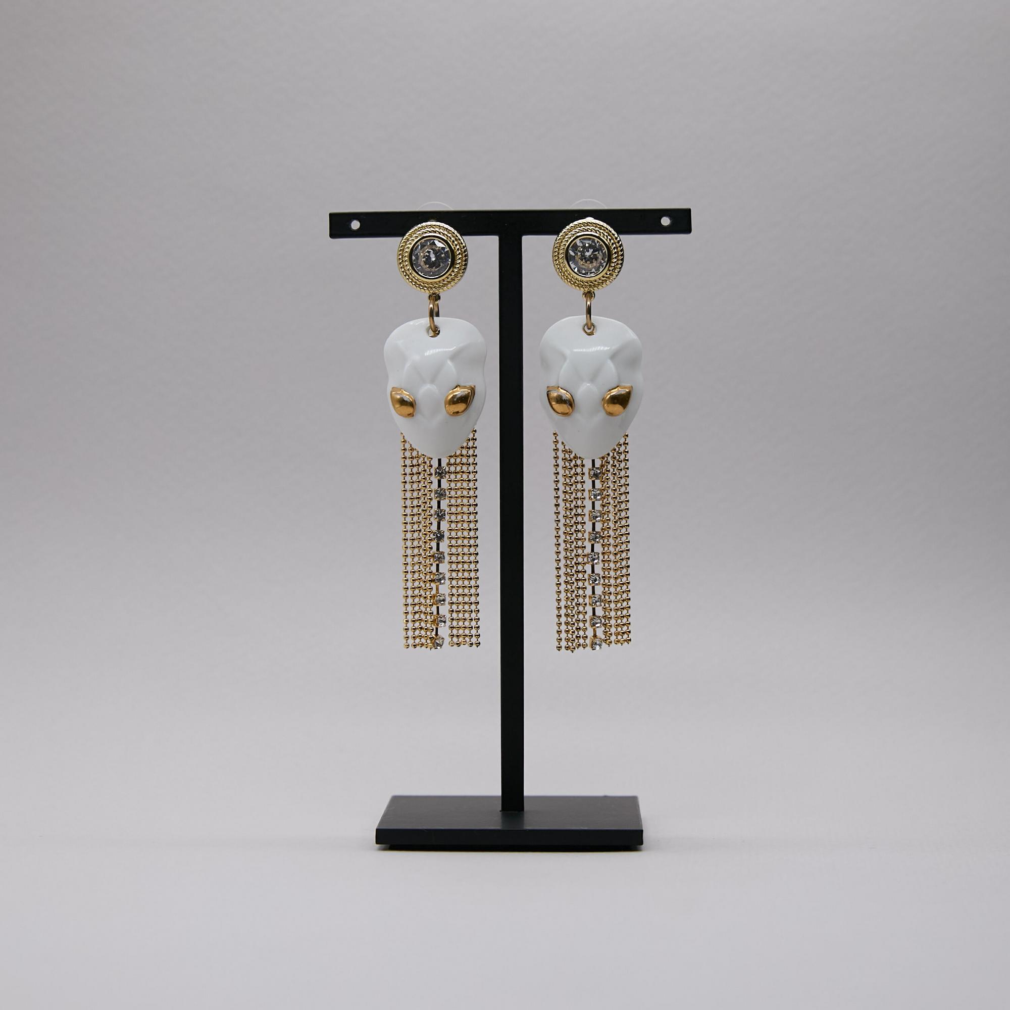 Серьги змеи белые с кистями в золоте