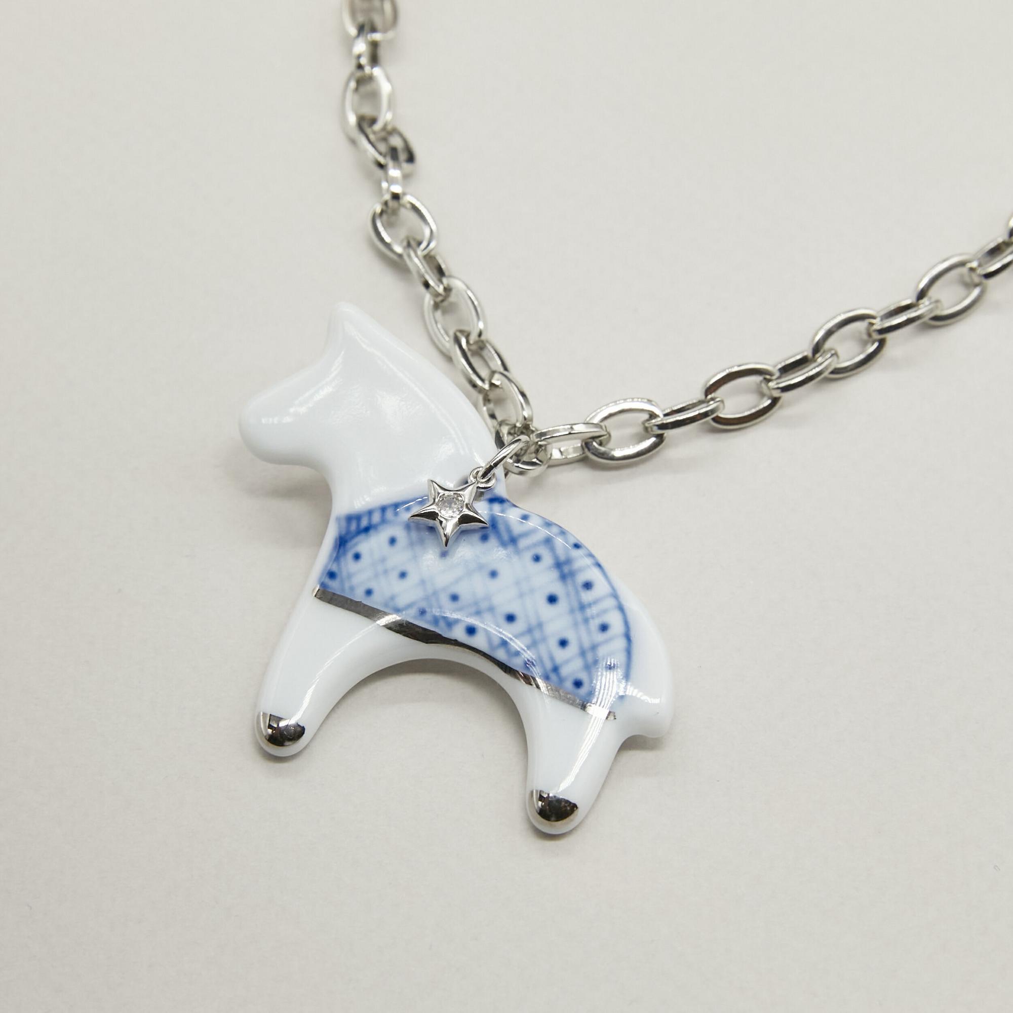 Кулон коник роспись свитер с платиной