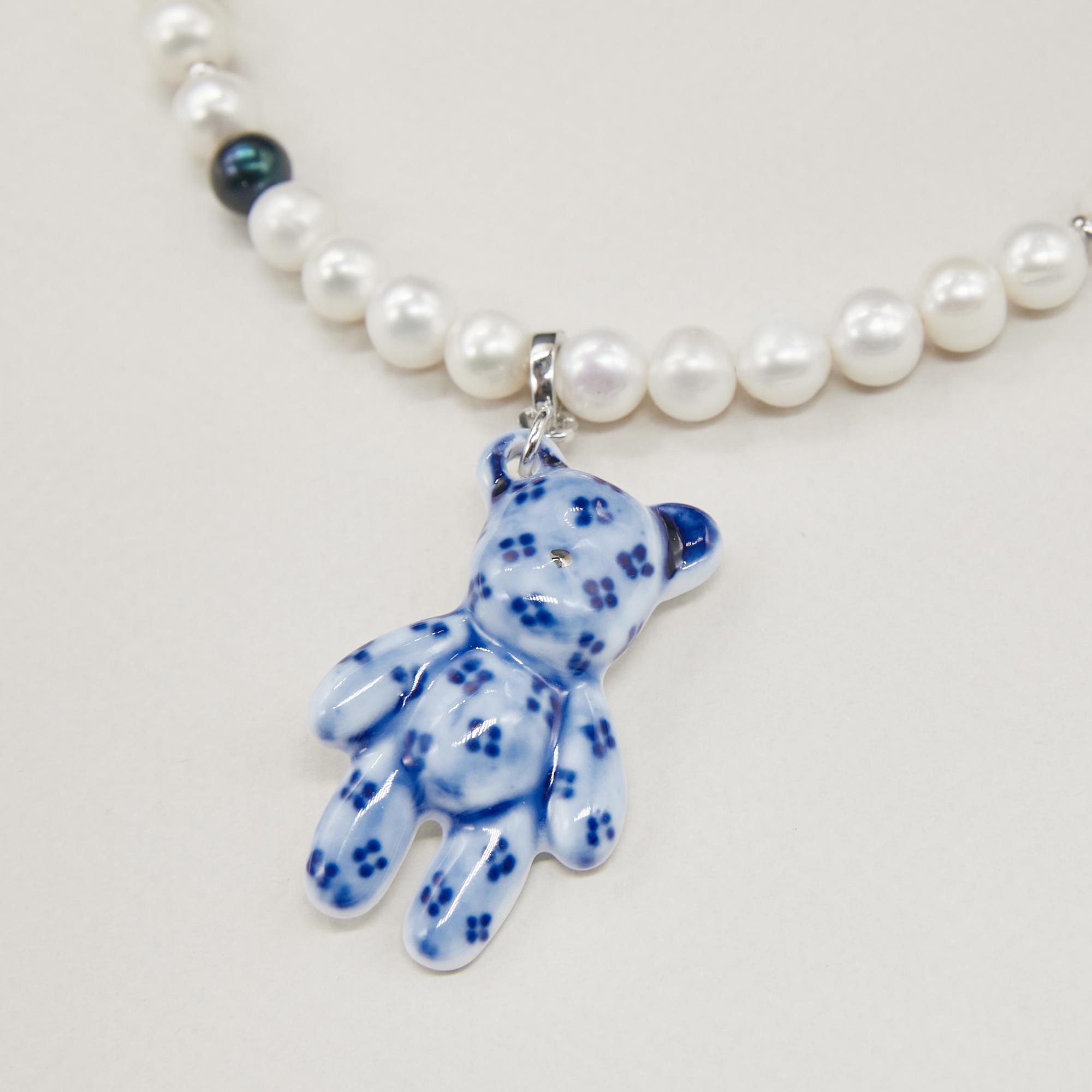 Кулон съемный мишка роспись с ситец с жемчугом в платине