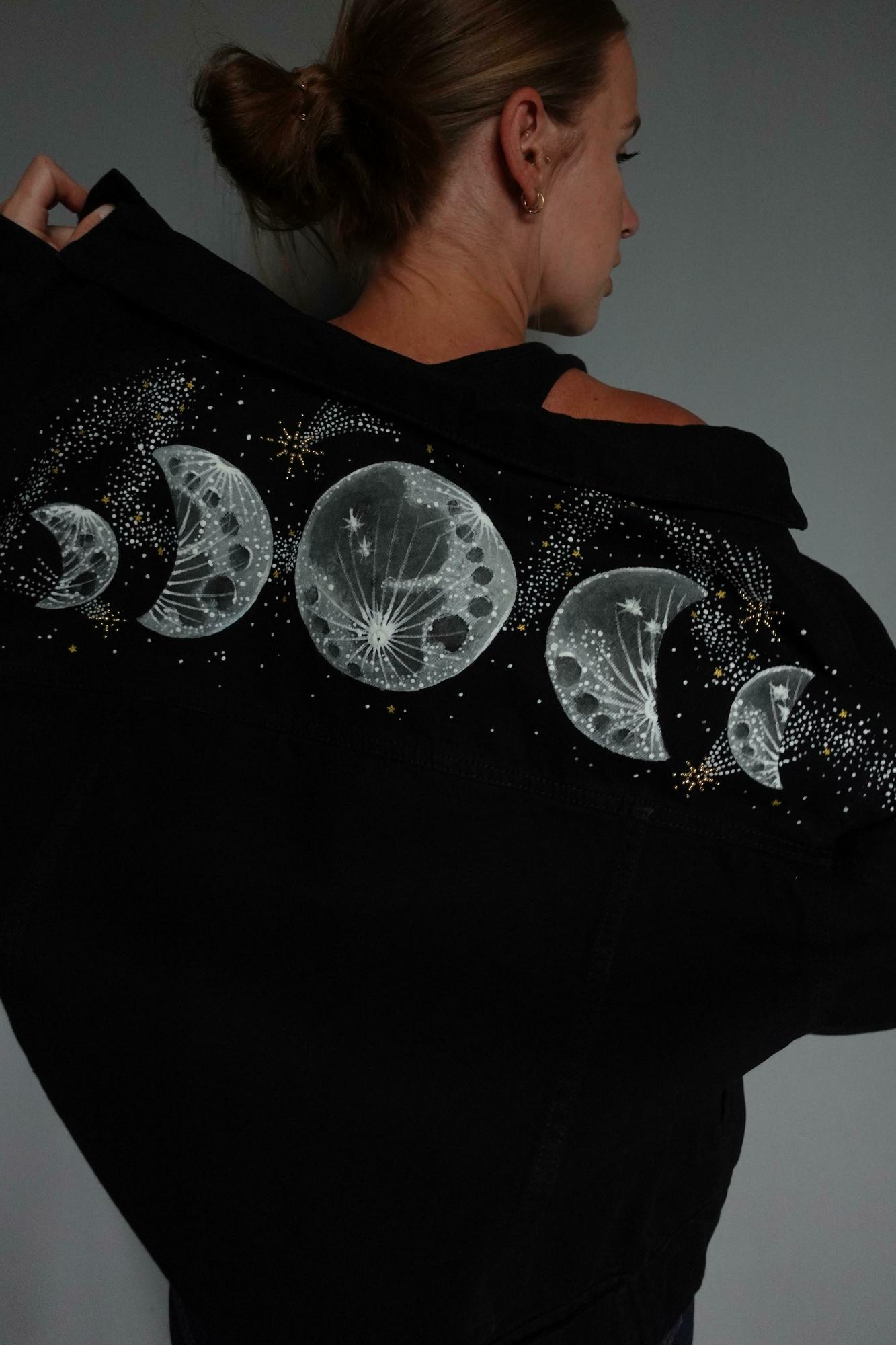 Джинсовая куртка oversize "MOON PHASES"