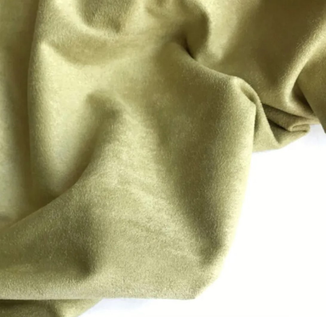 Замша двусторонняя нежная фисташка 35*50