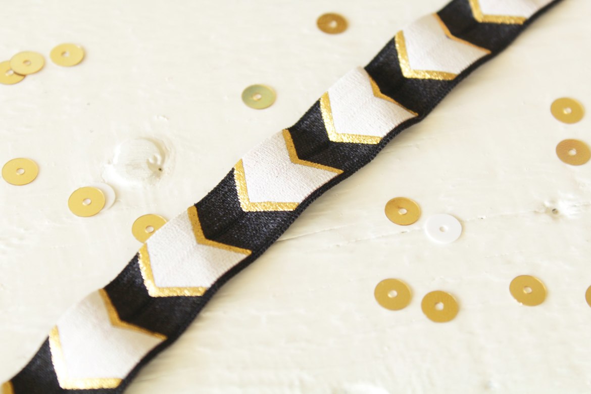 Резинка, шеврон черно-белый, (1 ярд)