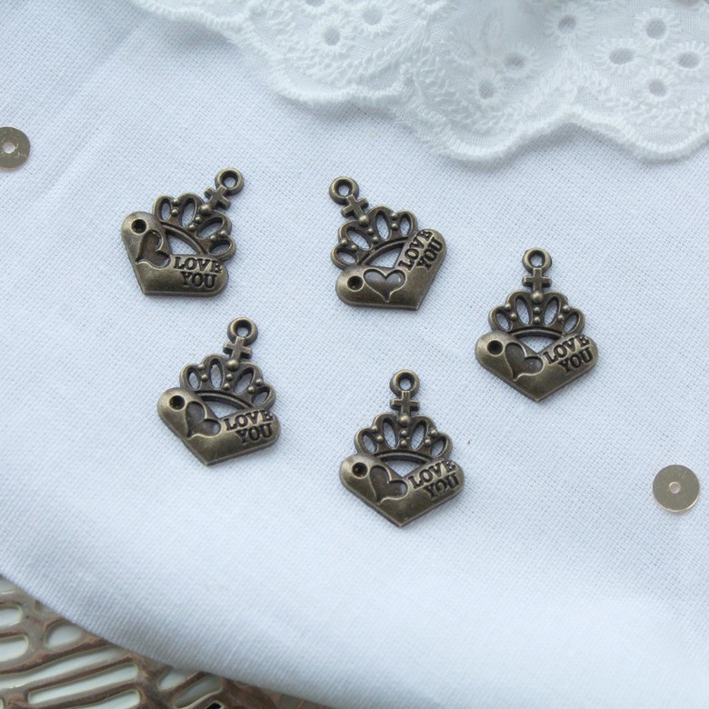 Подвеска сердце с короной