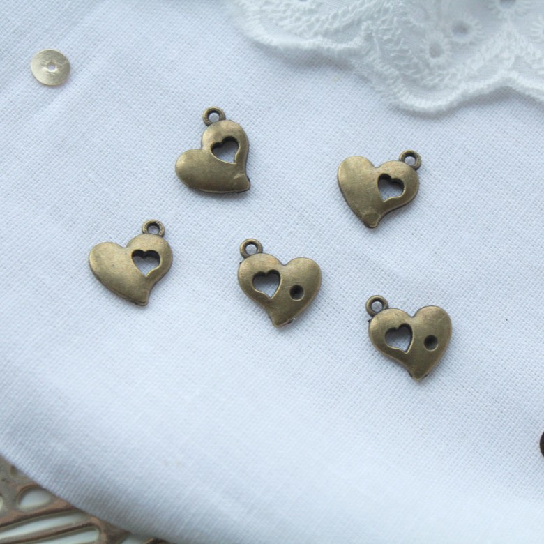 Подвеска сердце бронза с отверстием