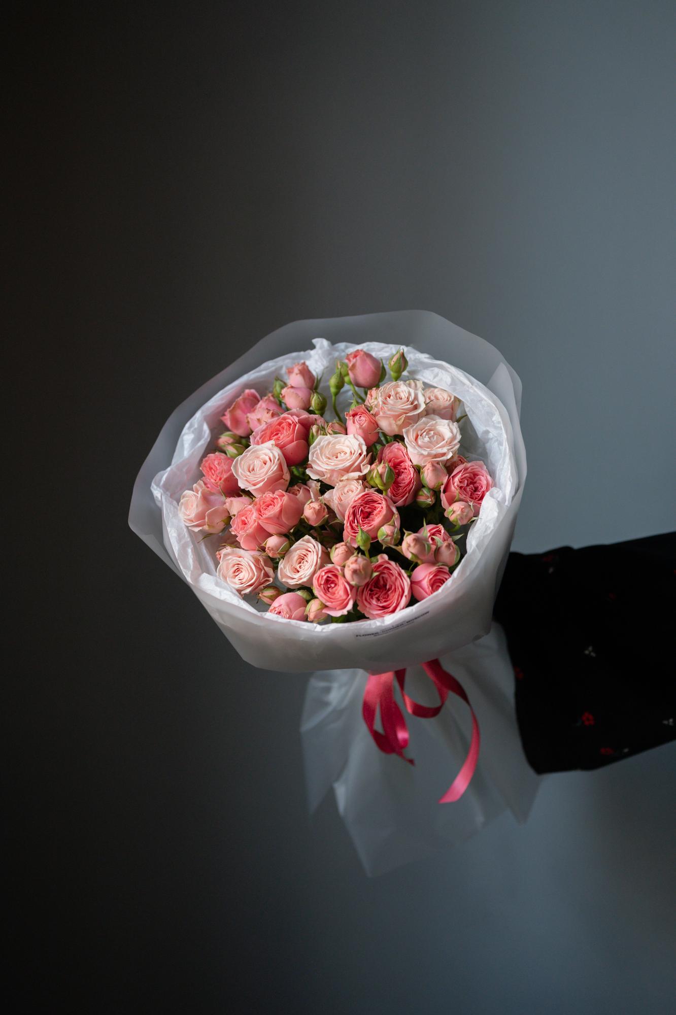 Дуо-букет из кустовых роз