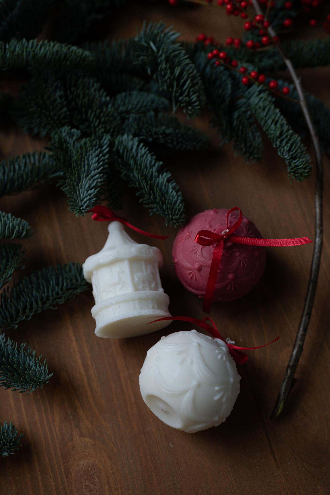 Свеча - фигурка новогодняя