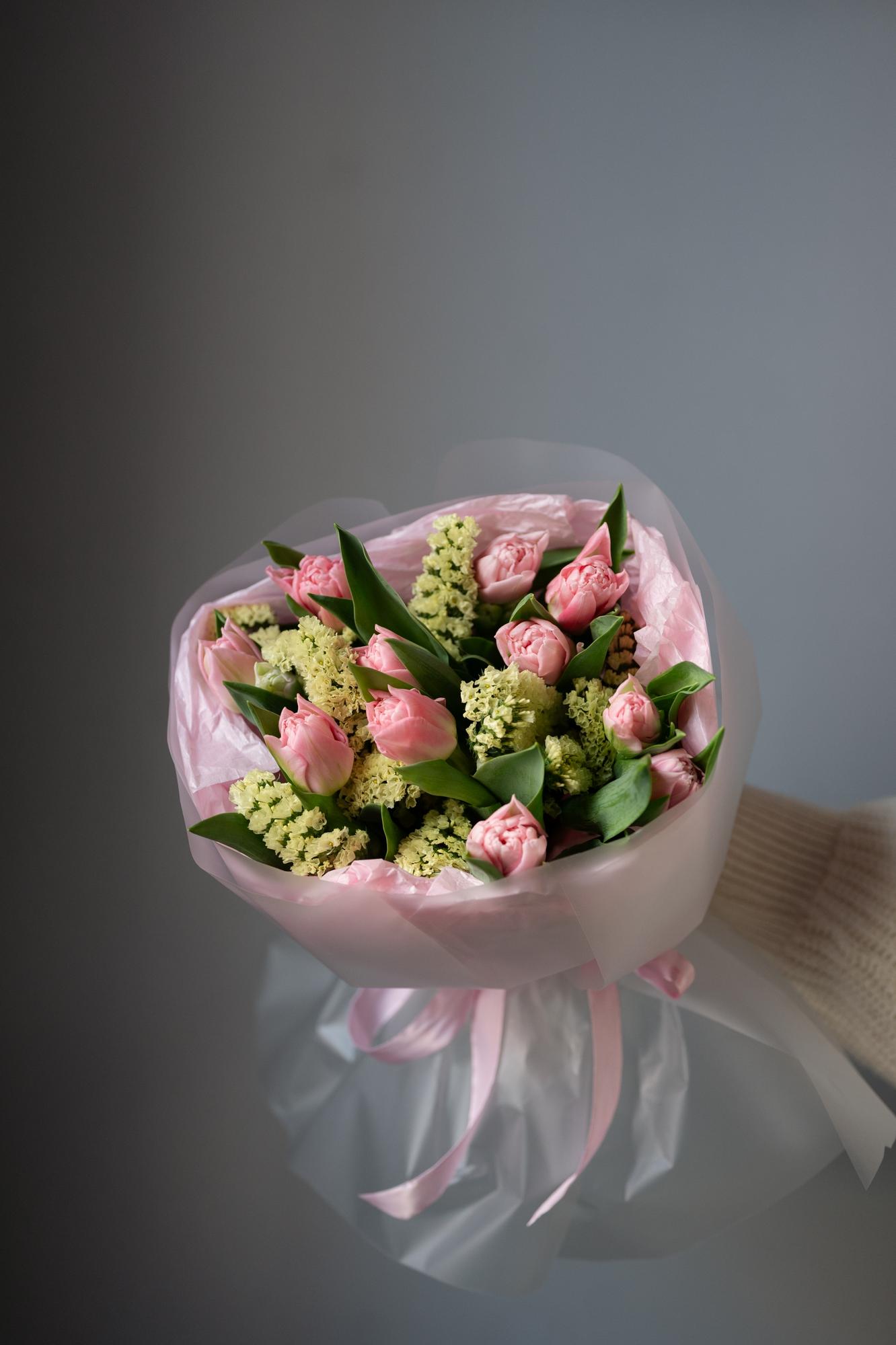 Дуо-букет с тюльпанами и статицей